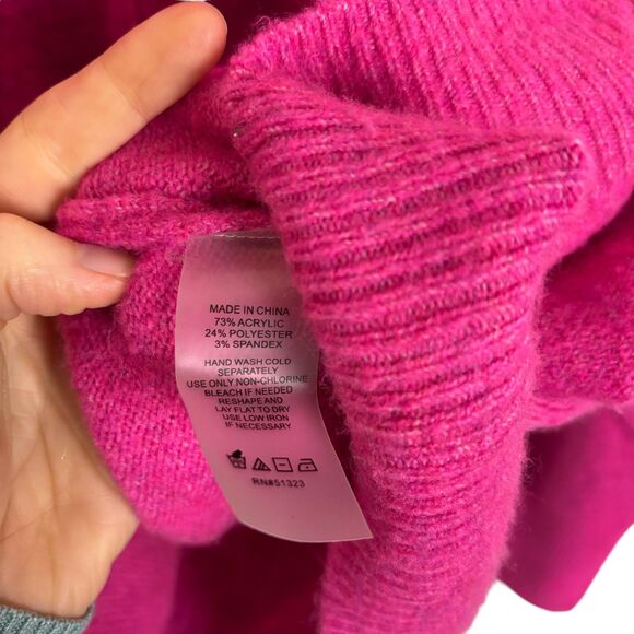 Vince Camuto Barbie Pink Soft Knit Boxy Oversize Sweater Women's Medium - Picture 6 of 6